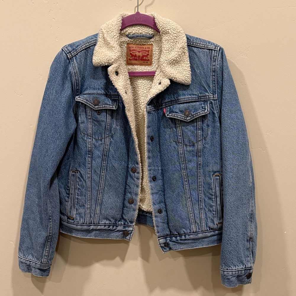 Levi's Blue Denim Jacket with Cream Sherpa Lining